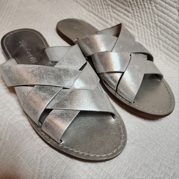 Madewell The Boardwalk Woven Slide Sandal in Metallic Silver. Women's size 7.5. - Picture 12 of 16